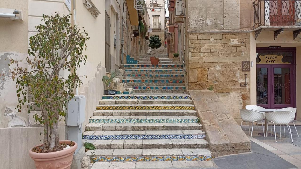 Bed and Breakfast Le Vie Del Centro Sciacca Exterior foto
